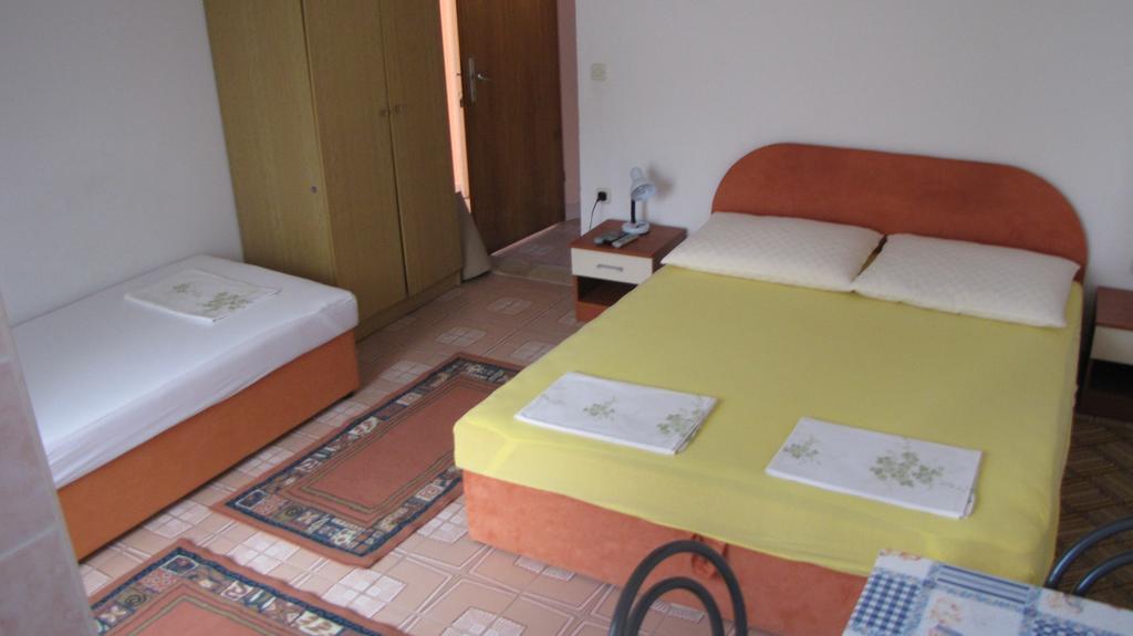 Apartments Primorac Podaca Pokoj fotografie